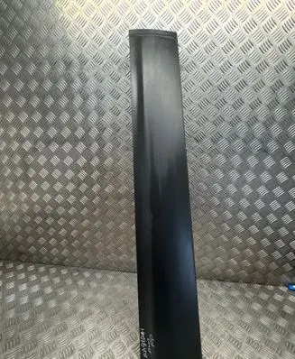 Nissan Qashqai Front door trim (molding) 80870BR01A 80870JD00A