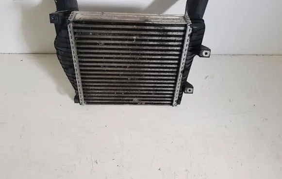 Audi Q7 4L Intercooler radiator 7L6145803C