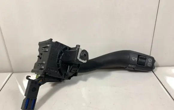Audi A3 S3 A3 Sportback 8P Wiper control stalk 8P0953519A