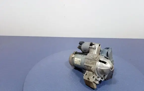 BMW X7 G07 Starter motor 8671505