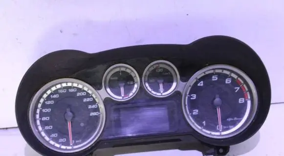 Alfa Romeo Mito Speedometer (instrument cluster) 50516435 000045 A2C53352554