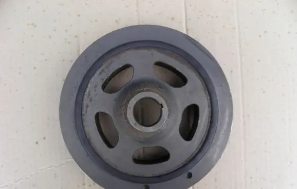 Mercedes-Benz Sprinter W901 W902 W903 W904 Crankshaft pulley