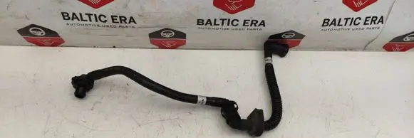 BMW 4 F36 Gran coupe Breather/breather pipe/hose 7613026