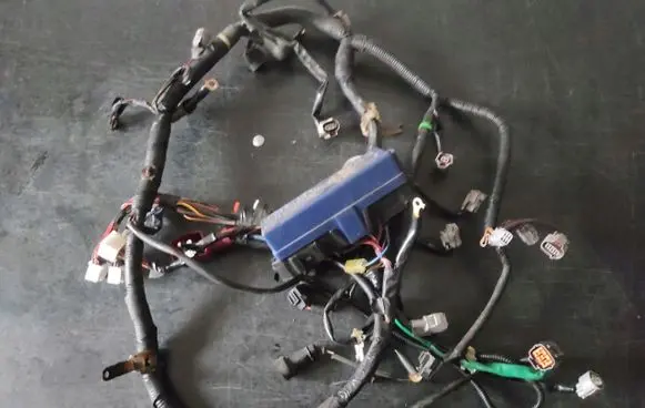 Suzuki Ignis EUR ISO radio connector 
