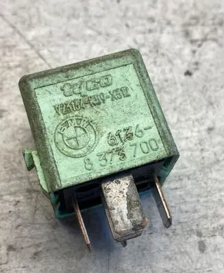 BMW X3 E83 Other relay 61368373700