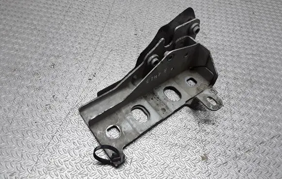 Land Rover Range Rover Sport L320 Radiator support slam panel bracket 