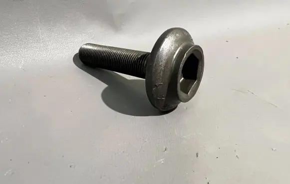 Porsche Macan (95B) Nuts/bolts 8E0407643A