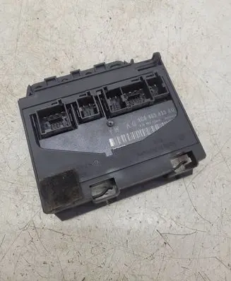Volkswagen PASSAT B6 Door control unit/module 3C0959433AQ