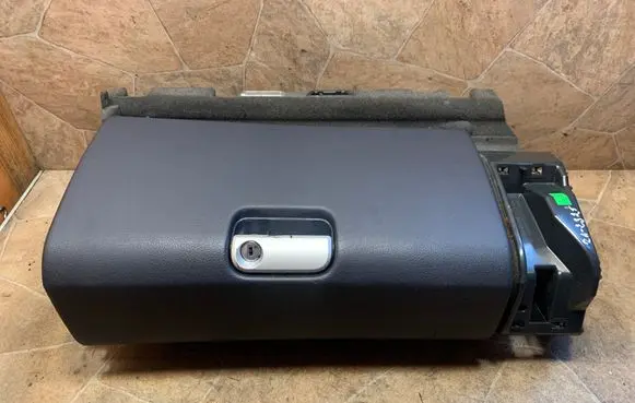 Porsche Boxster 987 Glove box 99755220304