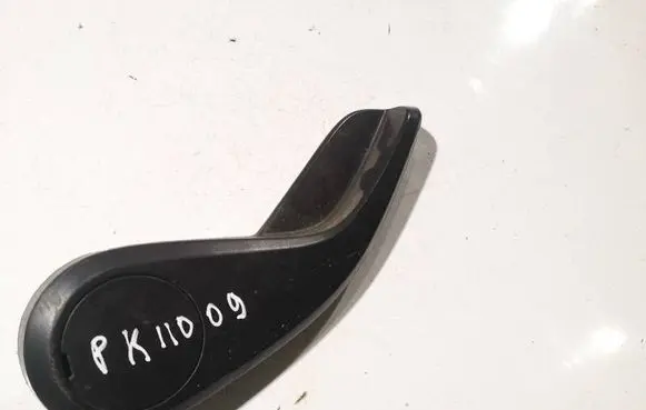 Opel Zafira B Seat adjustment knob 13154870