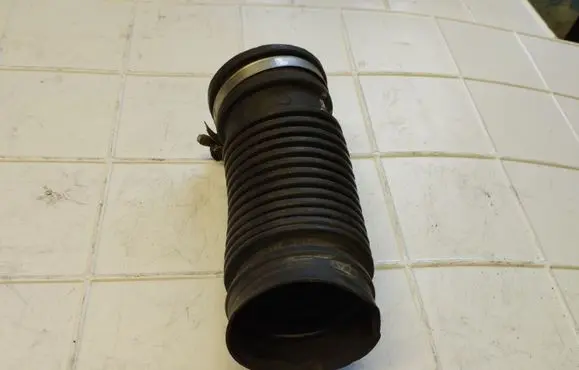 Fiat Croma Air intake hose/pipe 55202654