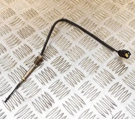 BMW 1 F20 F21 Oil temperature sensor 8570234