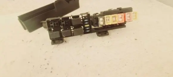 Opel Agila A Fuse module