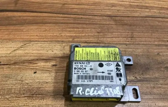 Renault Scenic I Airbag control unit/module 7700428310D 0285001157
