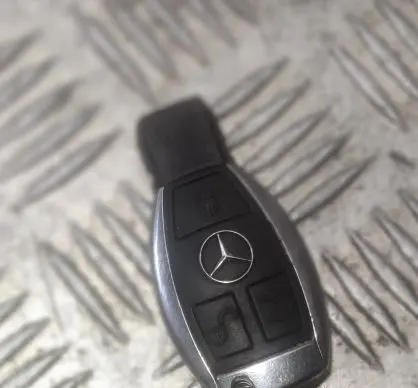 Mercedes-Benz C W205 Ignition key/card A205