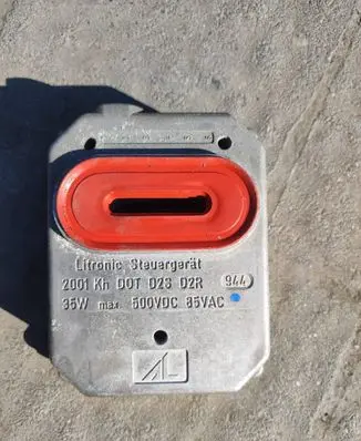 Mercedes-Benz S W220 Xenon control unit/module 500VDC85VAC