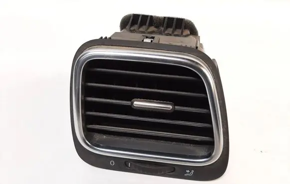 Volkswagen Eos Dashboard air vent grill cover trim 1Q0819710B