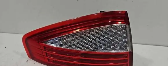 Ford Mondeo MK IV Rear/tail lights 7S7113405A