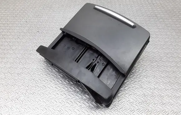 Audi A6 S6 C6 4F Ashtray (front) 4F1857951C