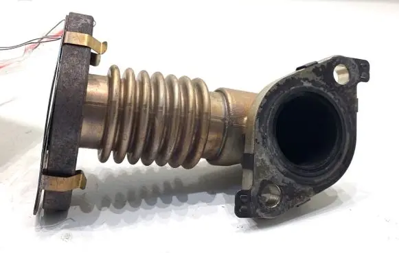KIA Ceed EGR valve line/pipe/hose 