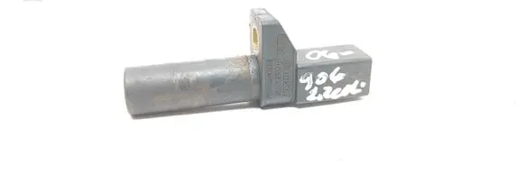 Mercedes-Benz Vito Viano W639 Crankshaft position sensor 0261210171