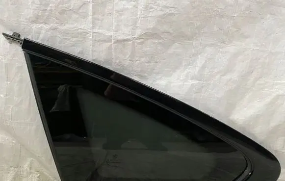 BMW 4 F36 Gran coupe Sliding door window/glass 