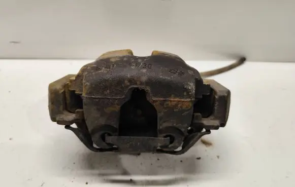 BMW X5 E53 Front brake caliper