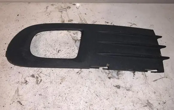 Volvo V50 Front grill 30655884