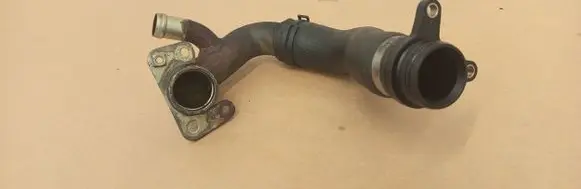 Land Rover Discovery Sport Engine coolant pipe/hose G4D38555BC