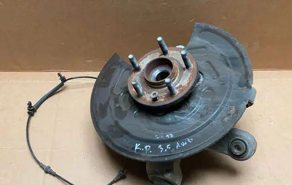 Ford Explorer Rear wheel hub DB5358759