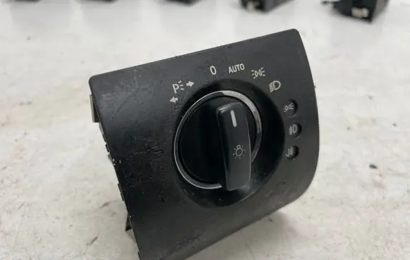 Mercedes-Benz ML W164 Light switch A1645450504
