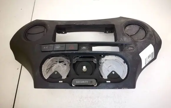 Toyota Yaris Dash center air vent grill 554050d130b0