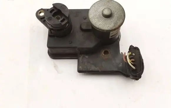 KIA Ceed Intake manifold valve actuator/motor 2838127450