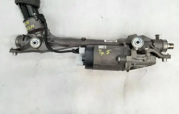 Volkswagen Tiguan Steering rack 5QN423055M