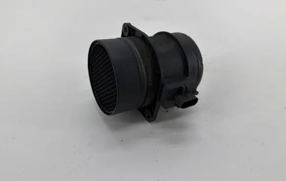 Volkswagen PASSAT B8 Mass air flow meter 03L906461A