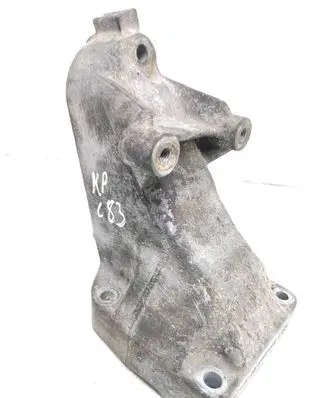 Mercedes-Benz E W211 Engine mounting bracket A6112230704