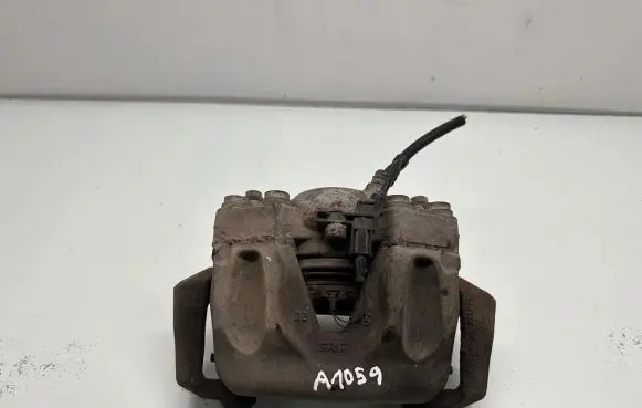 Mercedes-Benz E W212 Front brake caliper 4823b