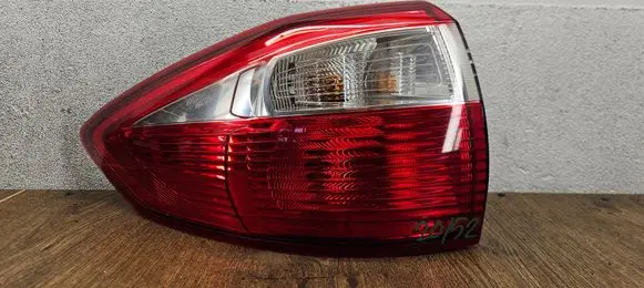 Ford C-MAX II Rear/tail lights AM5113405BF 89502671 89502671406E