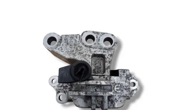 Engine mount bracket