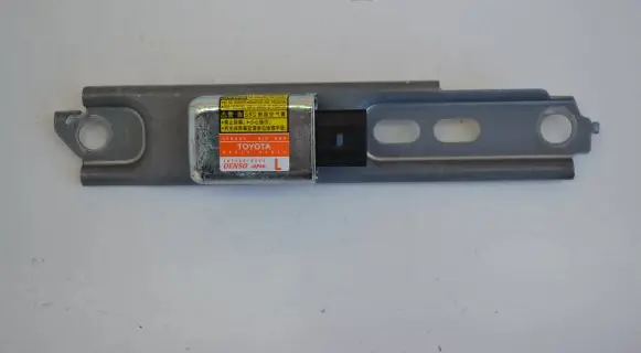 Lexus RX 450H Airbag deployment crash/impact sensor 8983048020