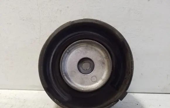 BMW X5 F15 Front coil spring rubber mount 6851879