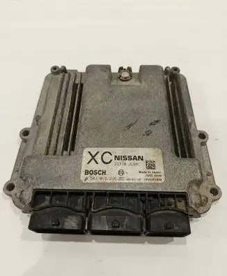 Nissan X-Trail T31 Engine control unit/module 23710JG98C 1039S21020 0281015296
