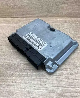 Opel Vectra B Engine control unit/module ECU 24417196 0281010271
