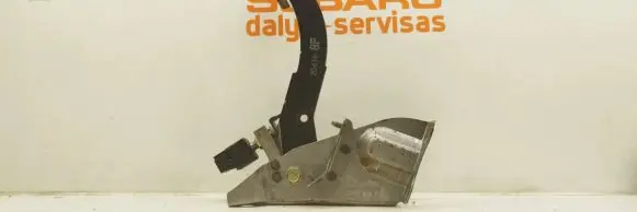 Subaru Legacy Brake pedal