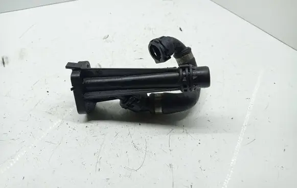 BMW 7 F01 F02 F03 F04 Engine coolant pipe/hose 7803751