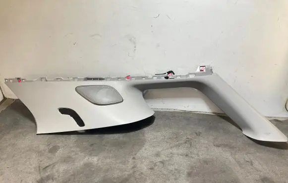 Lexus RX 450H (D)pillar trim (top) 6247048260 6247048270