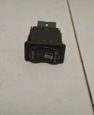 Nissan Primera Central locking switch button 1Z182