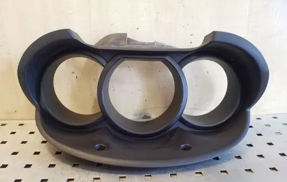 Suzuki Grand Vitara II Dashboard trim 7331165J0