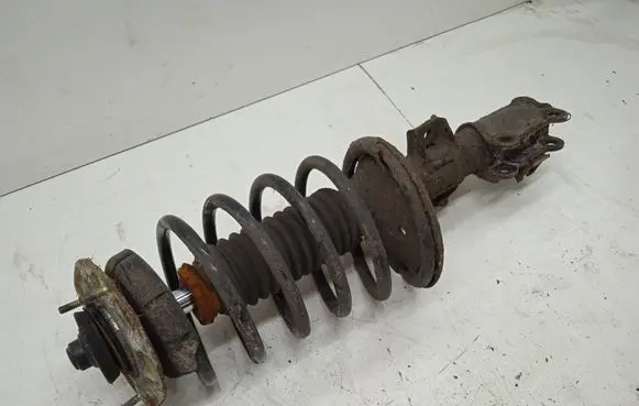 Volvo V70 Front shock absorber/damper 864683A