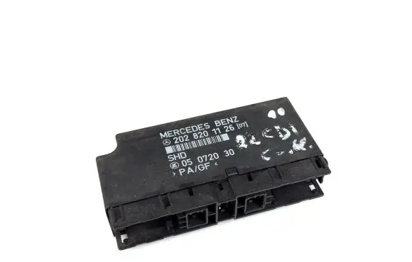 Mercedes-Benz C W202 Comfort/convenience module 2028201126